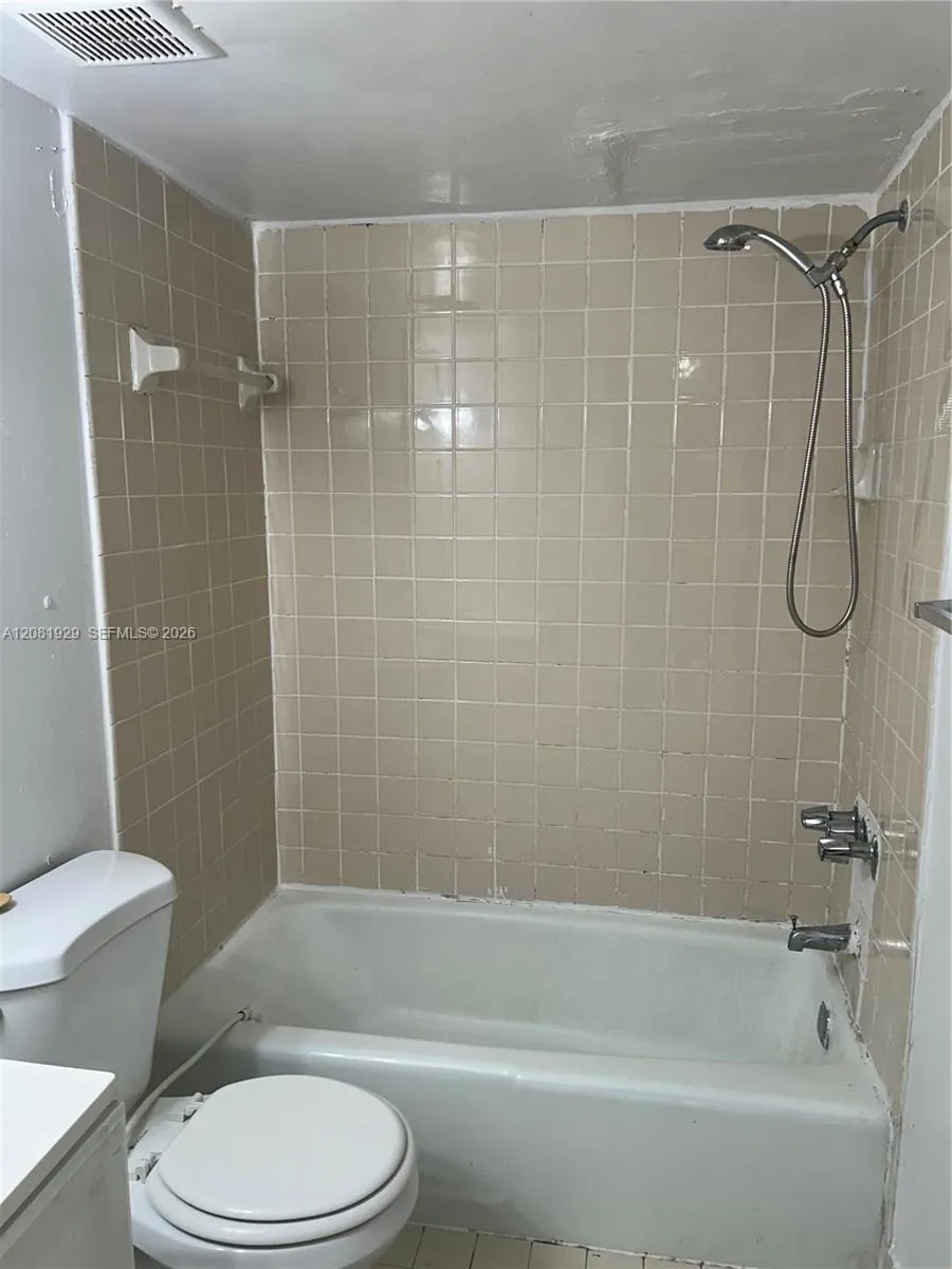 18111 NW 68th Ave #F106 Hialeah, FL 33015