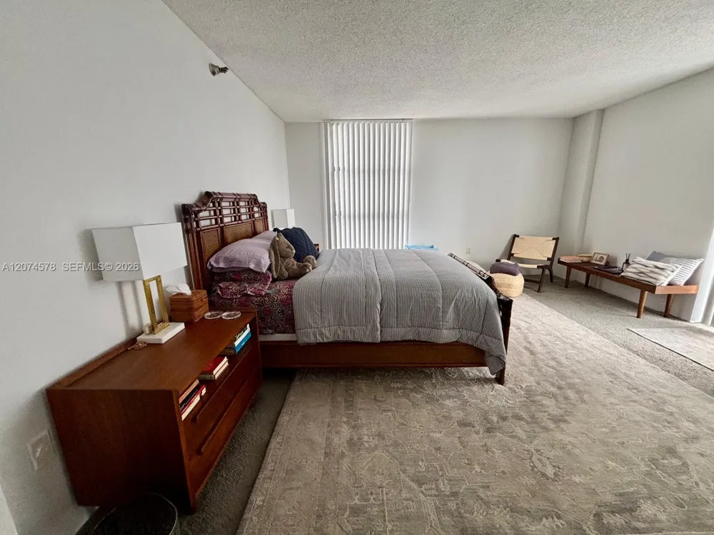 20505 E Country Club Dr #938 Aventura, FL 33180