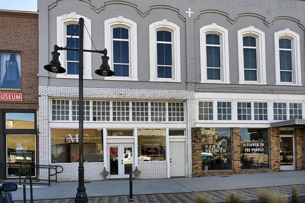 126 W Main Street Denison, TX 75021