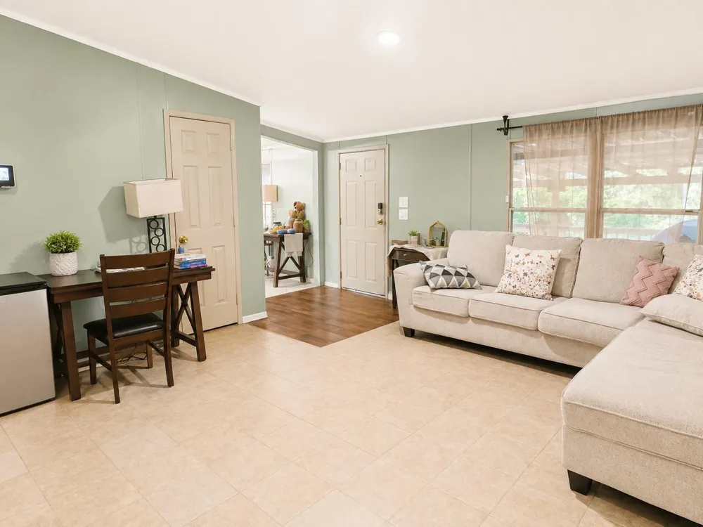 398 County Road 3406 Road Cleveland, TX 77327