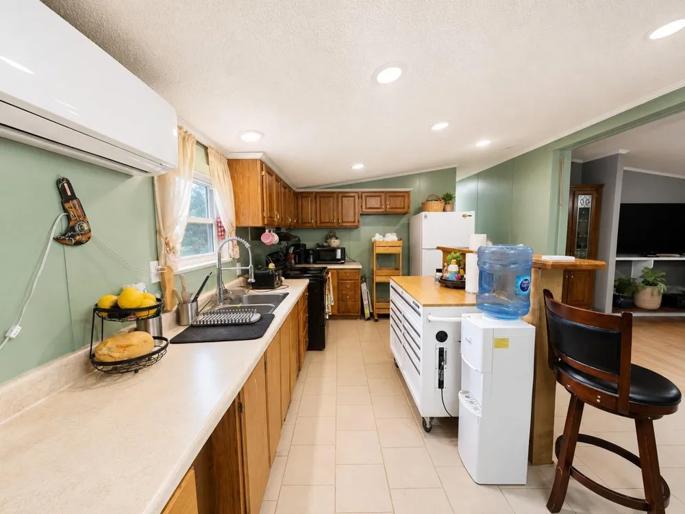 398 County Road 3406 Road Cleveland, TX 77327
