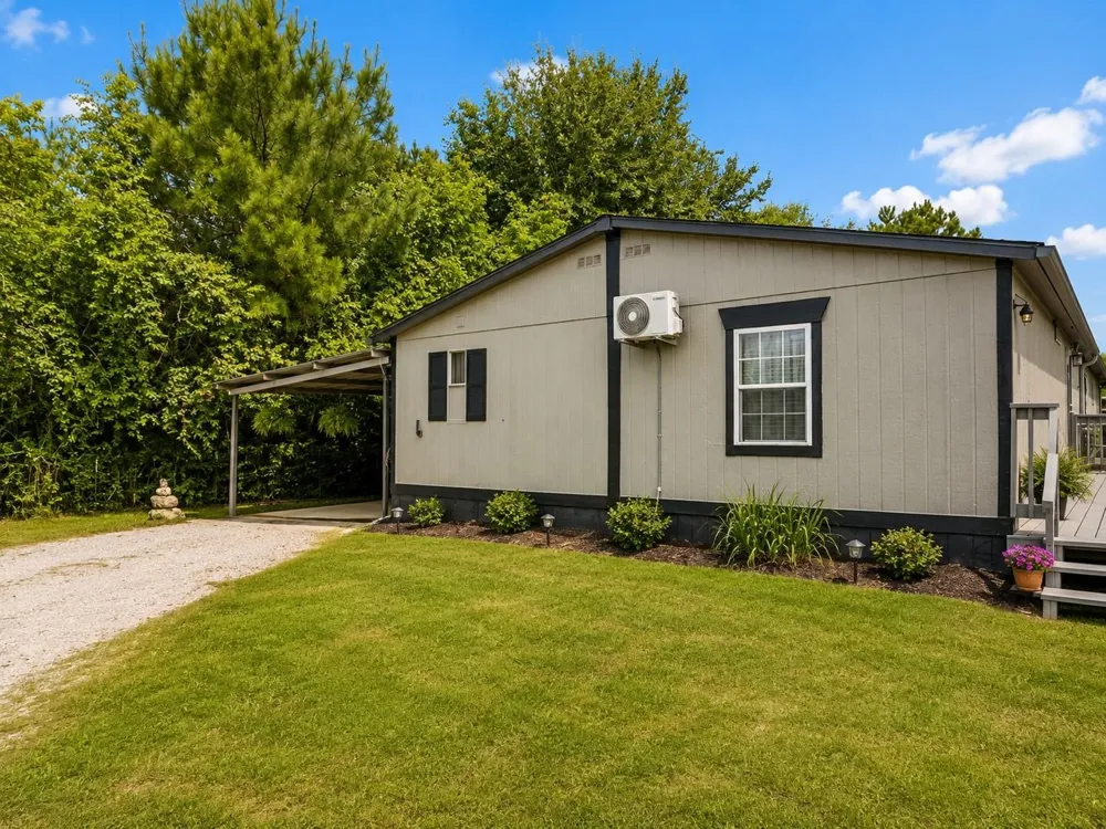 398 County Road 3406 Road Cleveland, TX 77327