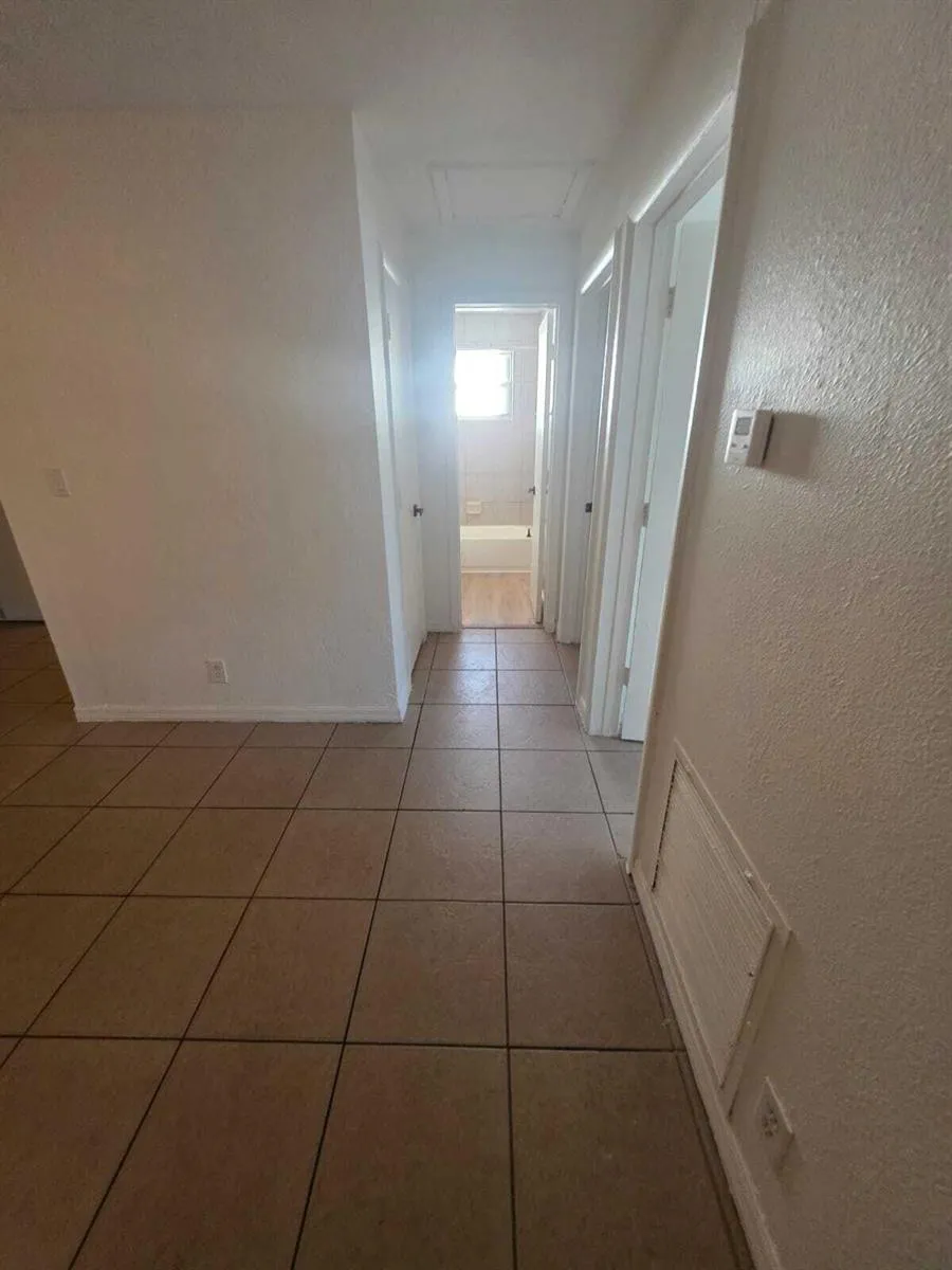 404 NE 4th Street #1 Pompano Beach, FL 33060