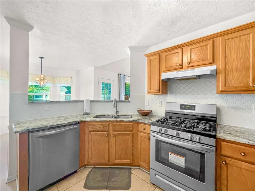 5075 Towne Park Drive McDonough, GA 30252