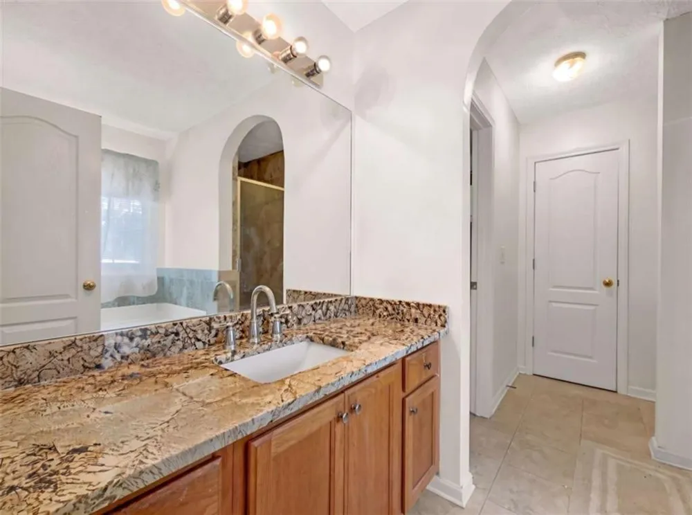 5075 Towne Park Drive McDonough, GA 30252