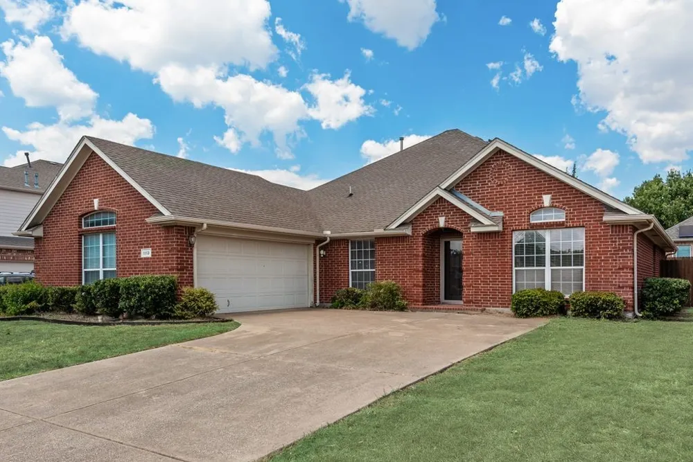 1113 Noblewood Drive Glenn Heights, TX 75154