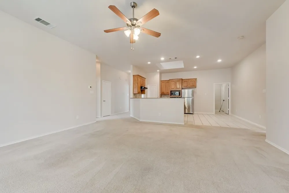 1113 Noblewood Drive Glenn Heights, TX 75154