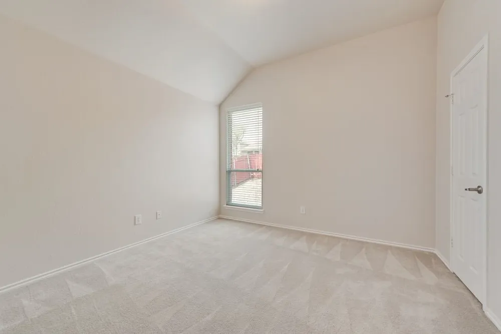 1113 Noblewood Drive Glenn Heights, TX 75154