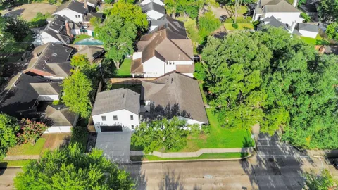 12503 Barryknoll Lane