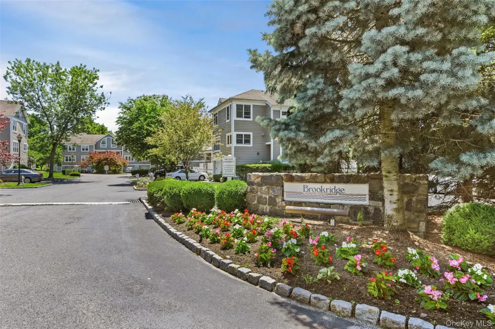 21 Brookridge Court Rye Brook, NY 10573