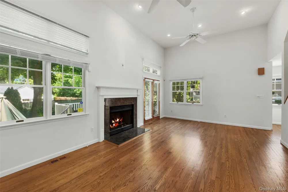 21 Brookridge Court Rye Brook, NY 10573