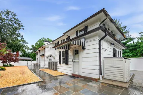 1 Wellington Avenue