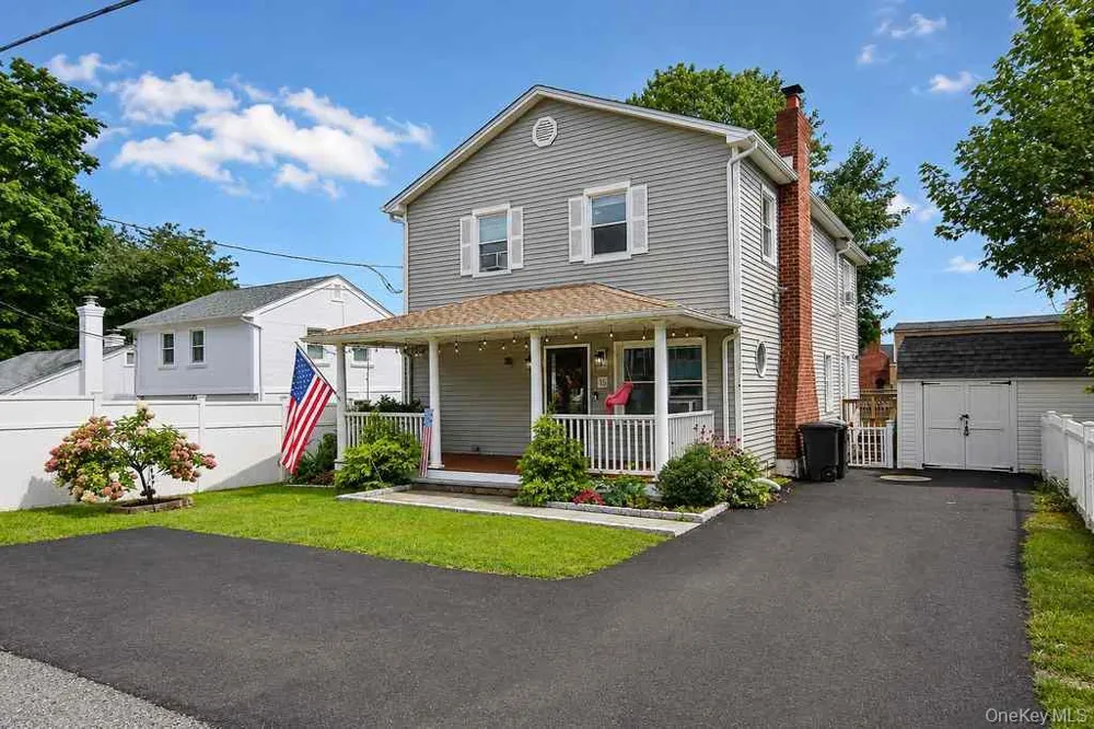 15 Roslyn Road Carmel, NY 10512