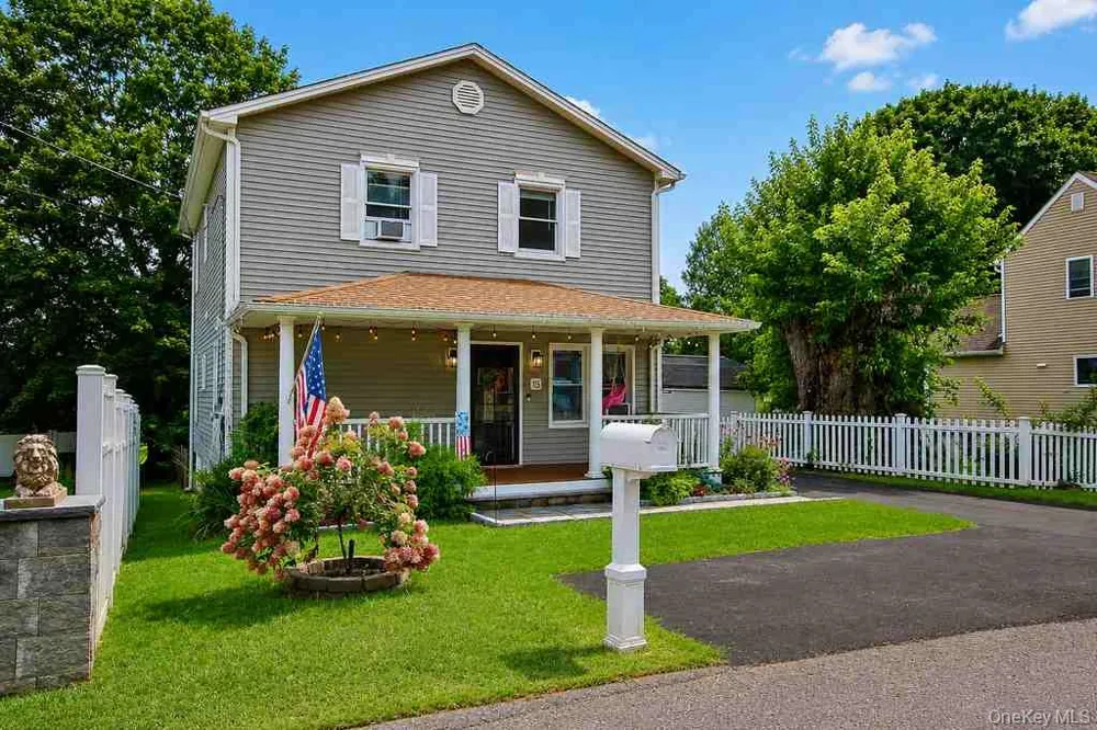 15 Roslyn Road Carmel, NY 10512