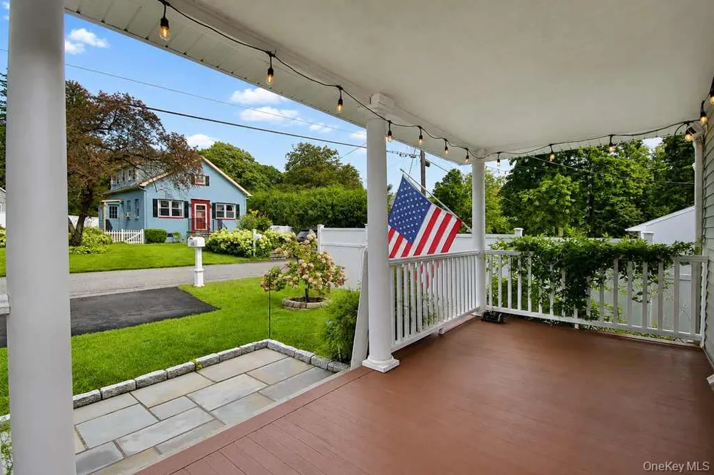 15 Roslyn Road Carmel, NY 10512