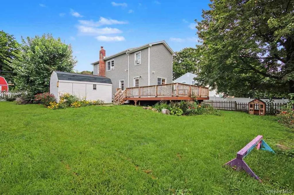 15 Roslyn Road Carmel, NY 10512