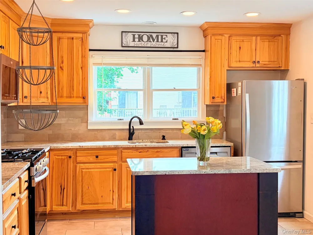 15 Roslyn Road Carmel, NY 10512