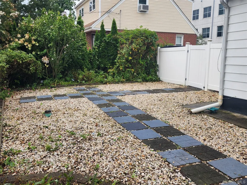 5 Konig Court Roosevelt, NY 11575