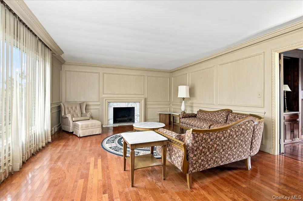 3 The Moor East Islip, NY 11730