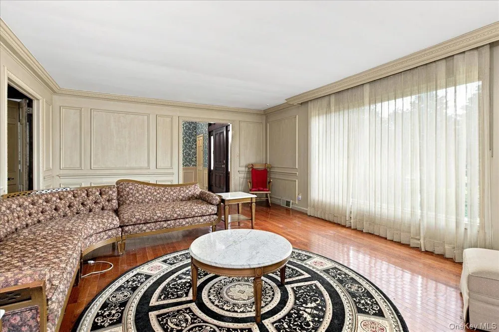 3 The Moor East Islip, NY 11730