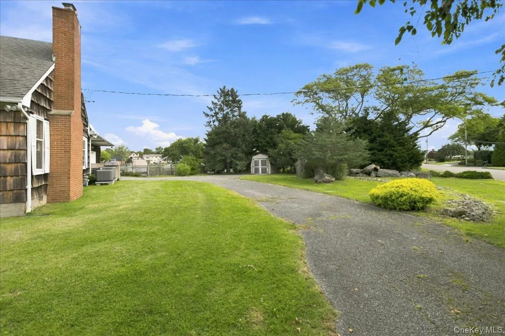 3 The Moor East Islip, NY 11730