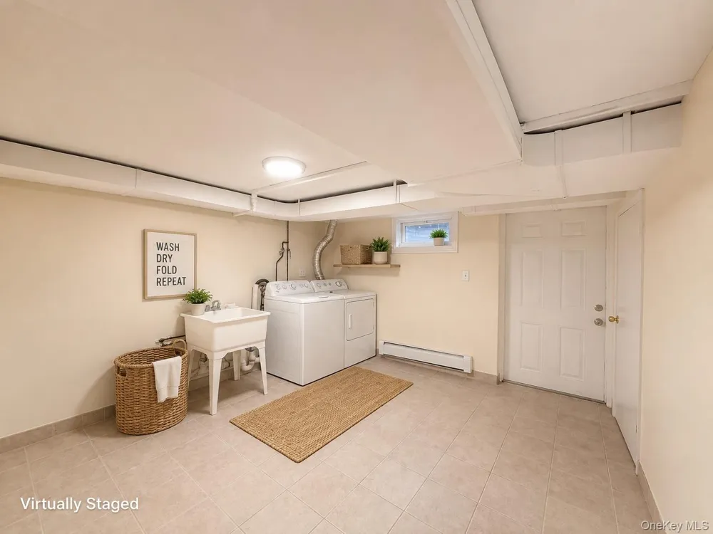 73-24 197th Street ##1 Fresh Meadows, NY 11366