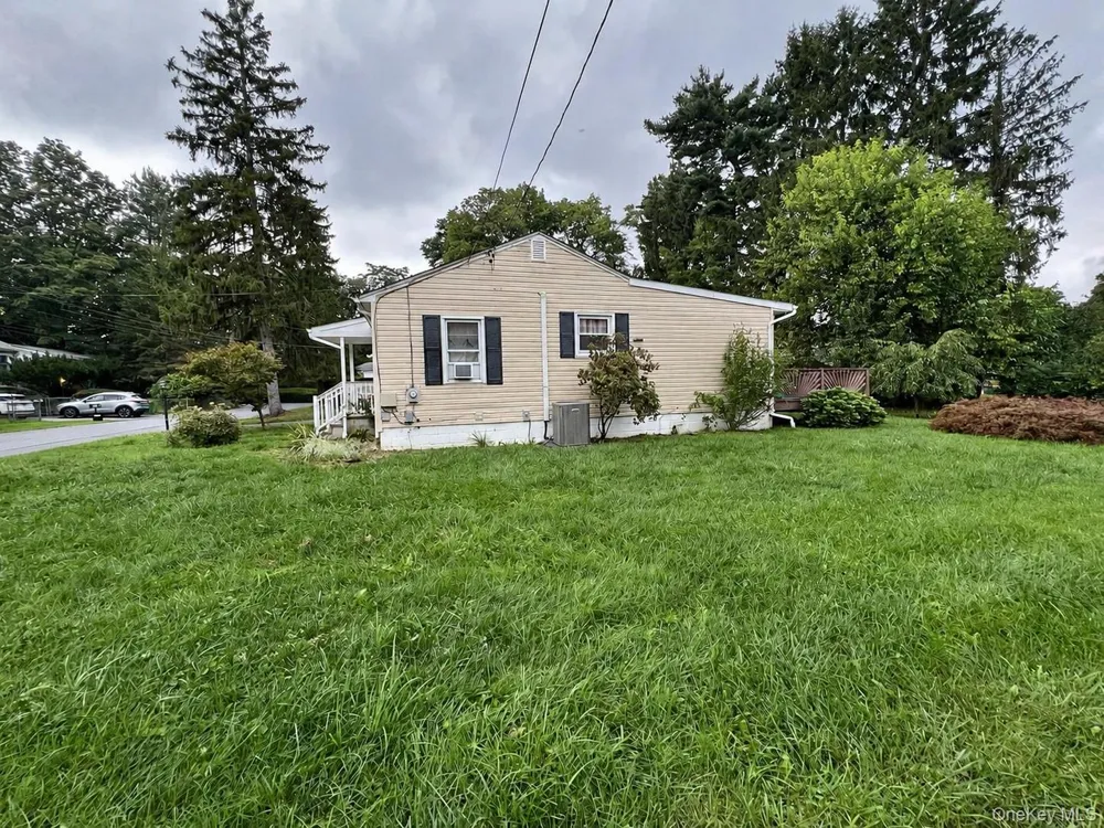 29 Madison Avenue Hyde Park, NY 12538