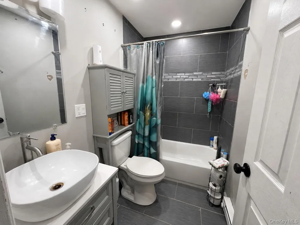 29 Madison Avenue Hyde Park, NY 12538