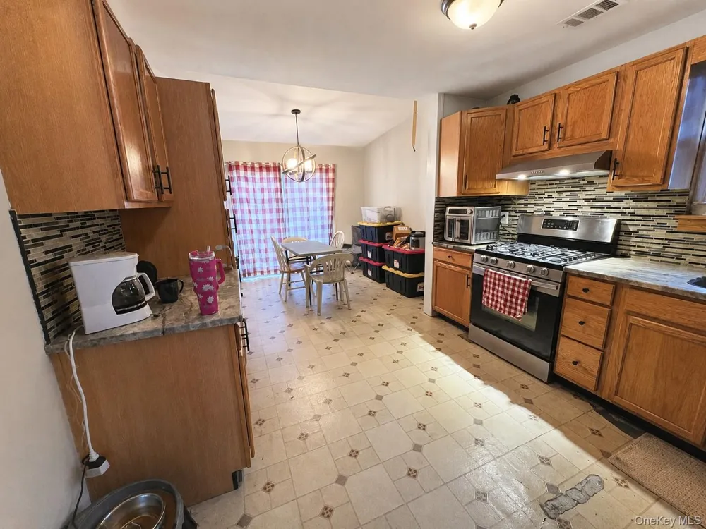 29 Madison Avenue Hyde Park, NY 12538