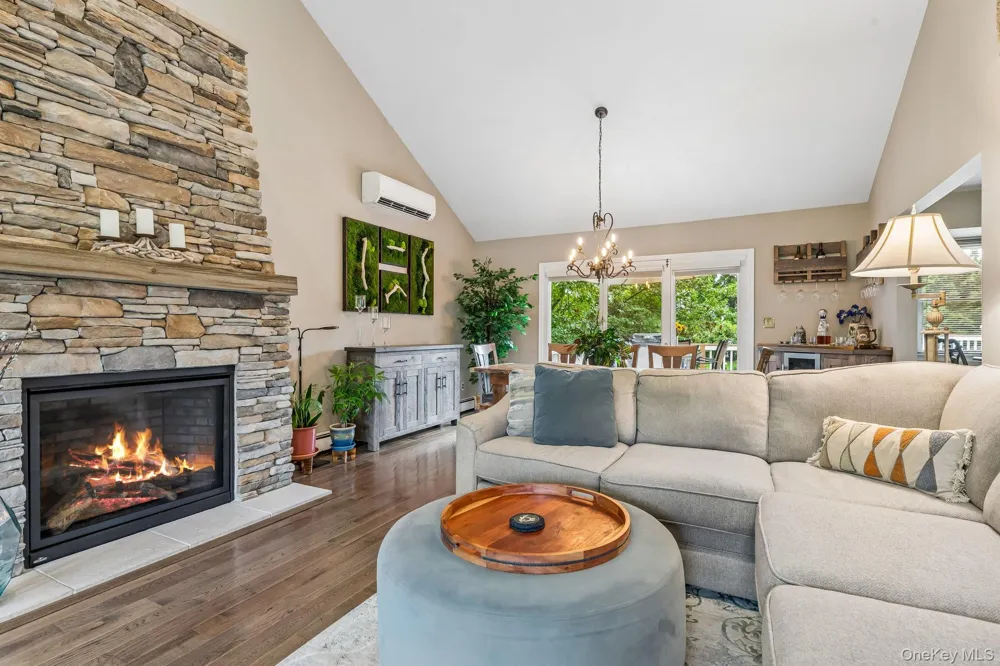 302 Maple Avenue Patchogue, NY 11772