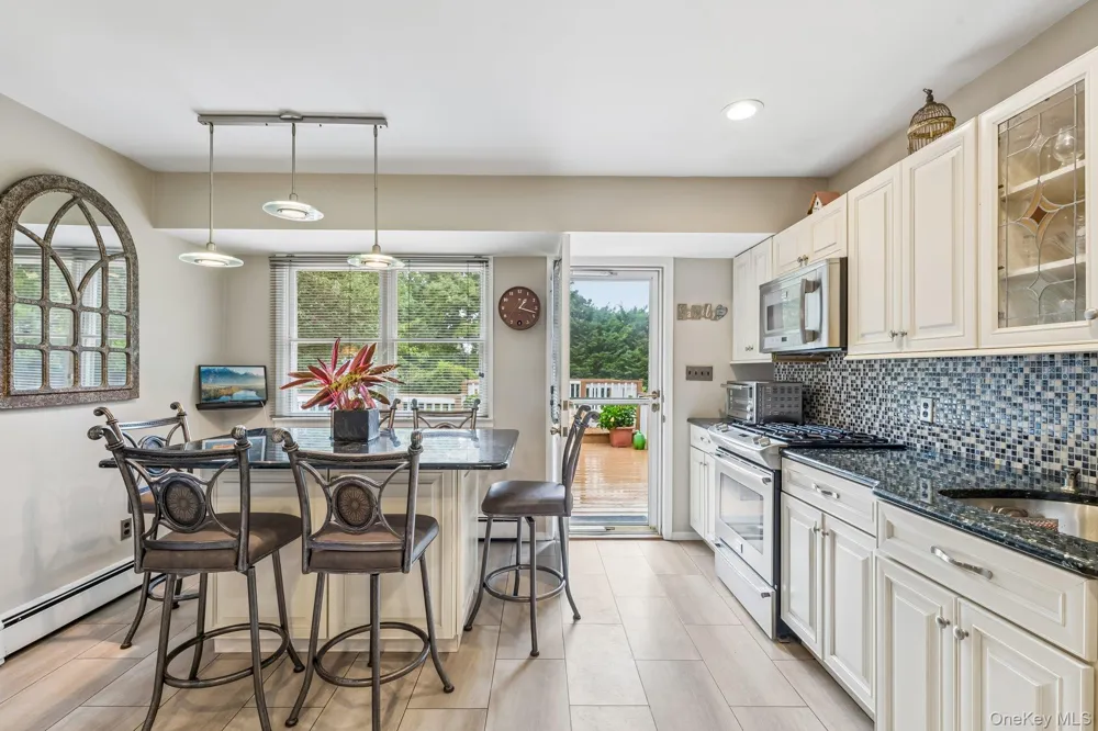 302 Maple Avenue Patchogue, NY 11772