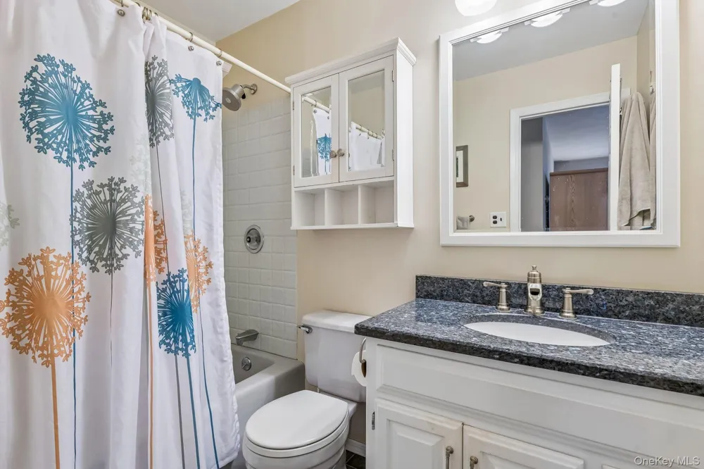 302 Maple Avenue Patchogue, NY 11772