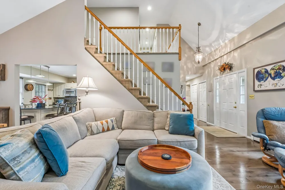 302 Maple Avenue Patchogue, NY 11772