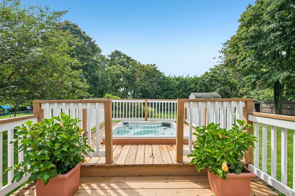 302 Maple Avenue Patchogue, NY 11772
