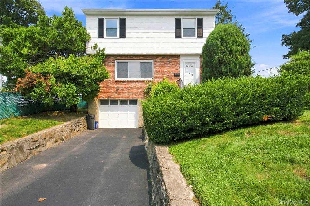 107 Lakeview Avenue Scarsdale, NY 10583
