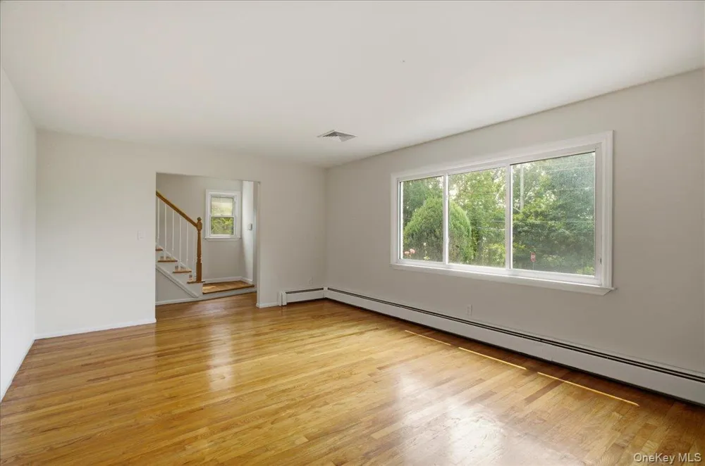 107 Lakeview Avenue Scarsdale, NY 10583