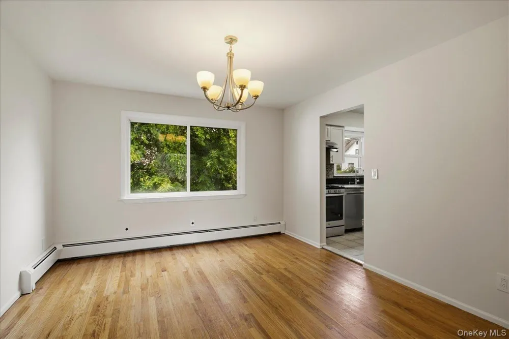 107 Lakeview Avenue Scarsdale, NY 10583