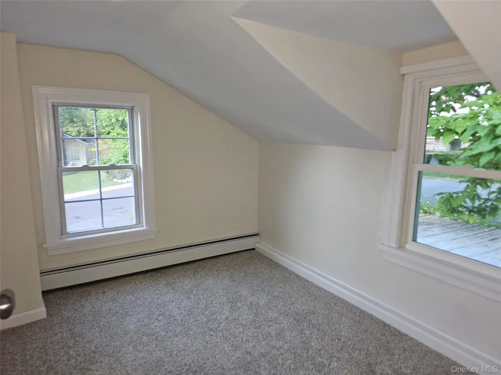 31 Chapel Street Ellenville, NY 12428
