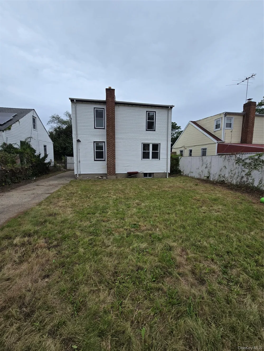 119-38 238th Street Cambria Heights, NY 11411