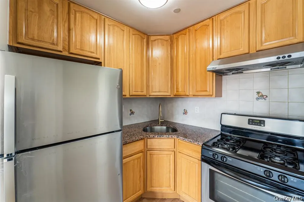 4135 67 STREET Woodside, NY 11377