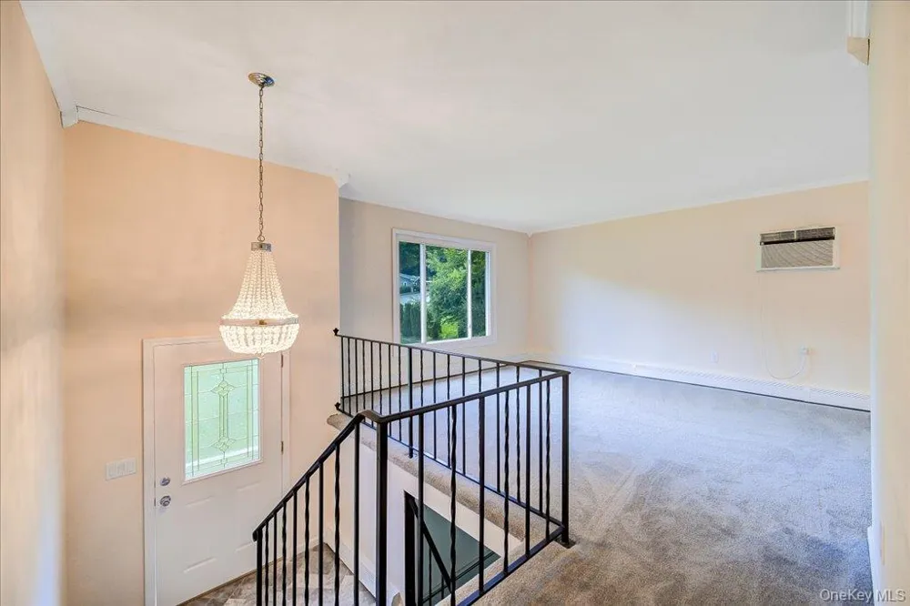 60 Sutton Park Road Poughkeepsie, NY 12603