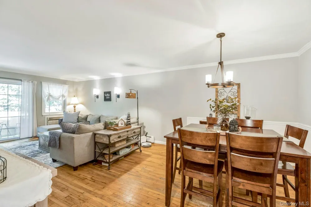 21 Glen Hollow Drive #G9 Holtsville, NY 11742