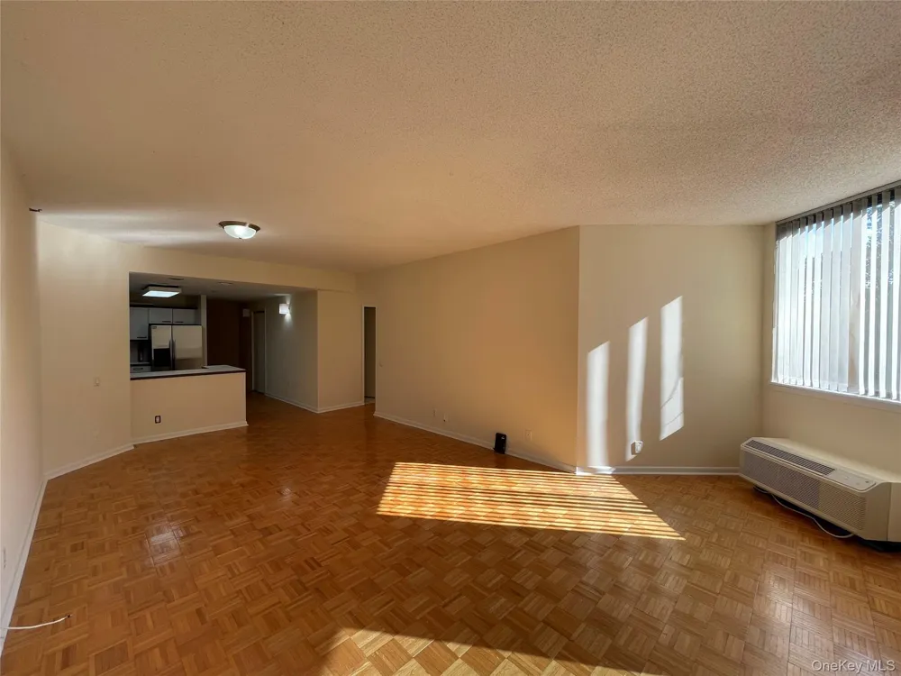 50 E Hartsdale Avenue #1H Hartsdale, NY 10530