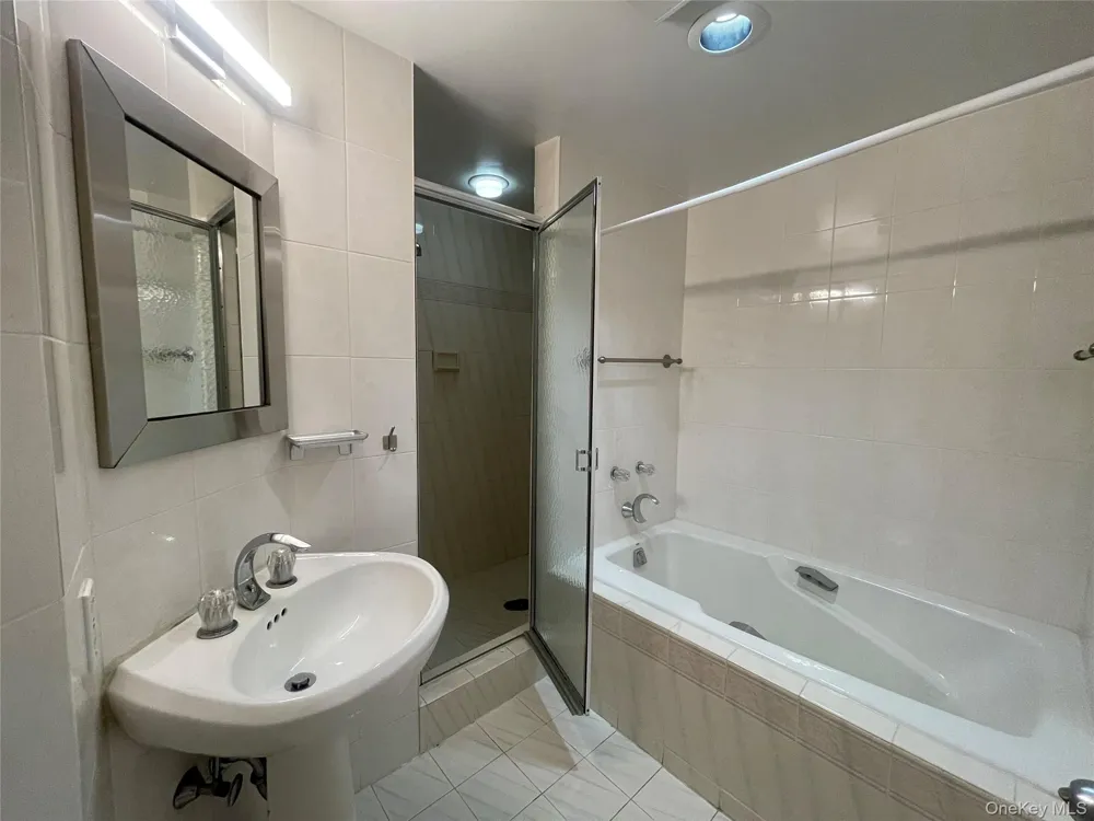 50 E Hartsdale Avenue #1H Hartsdale, NY 10530