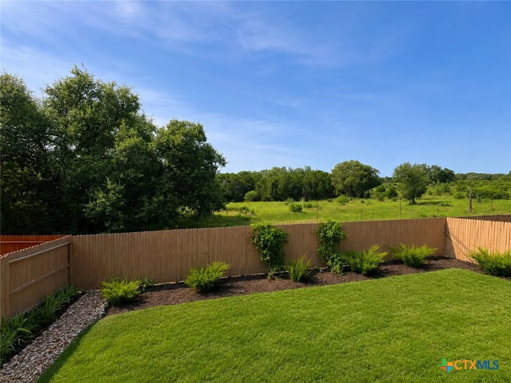 2250 Steerhead Trail New Braunfels, TX 78132