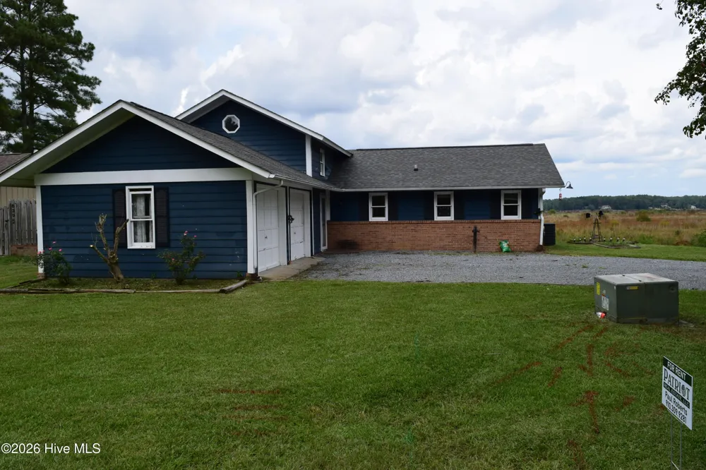 643 Castleberry Court Vass, NC 28394