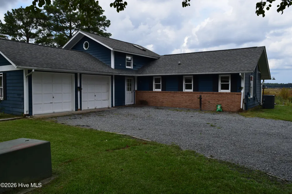 643 Castleberry Court Vass, NC 28394
