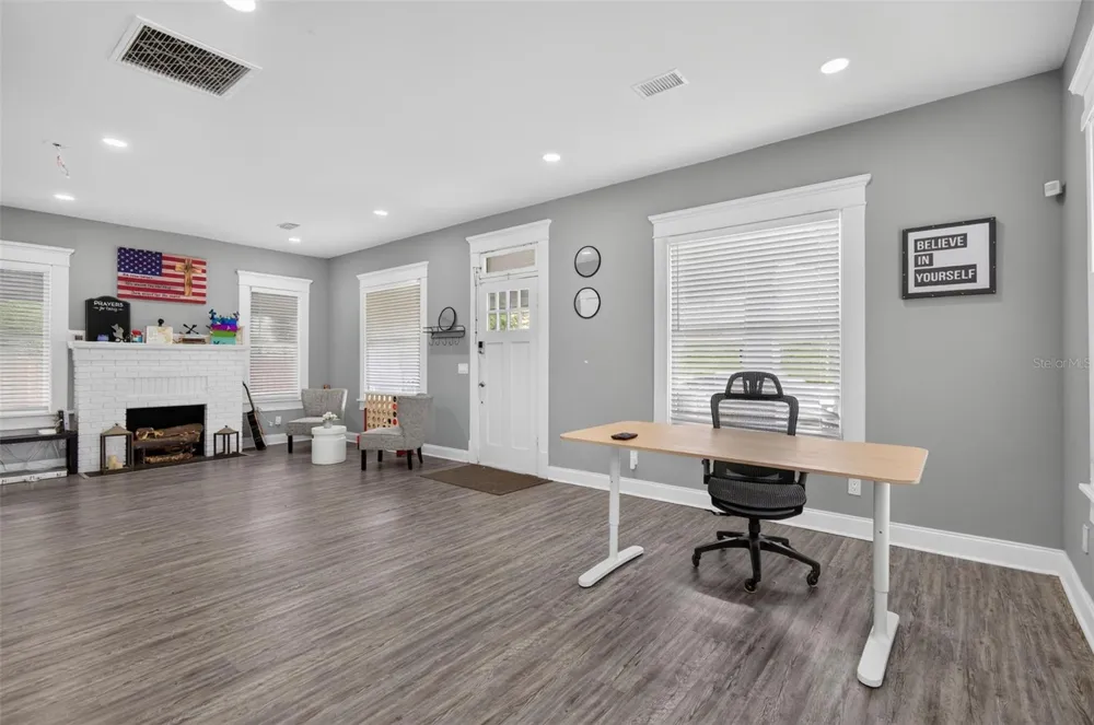 4014 MARGUERITE STREET Tampa, FL 33603