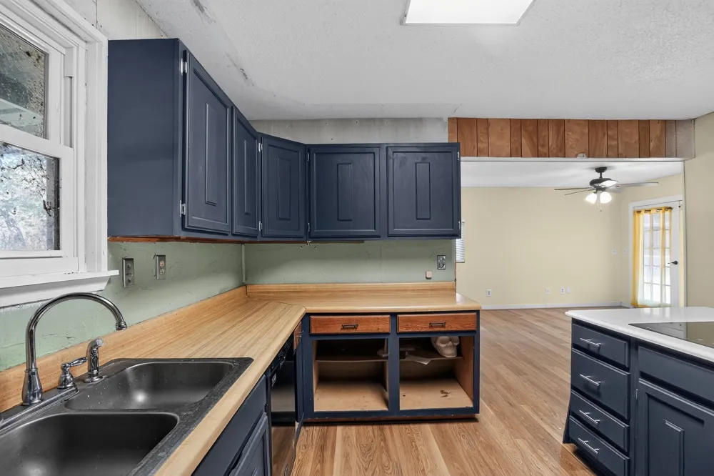 124 County Road 1621 Clifton, TX 76634