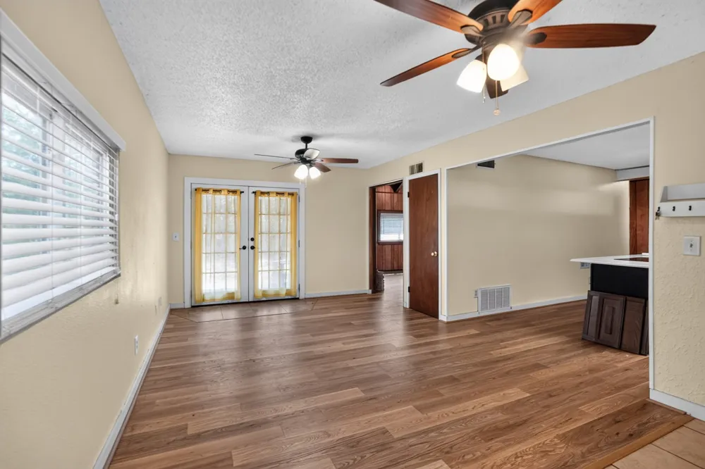 124 County Road 1621 Clifton, TX 76634
